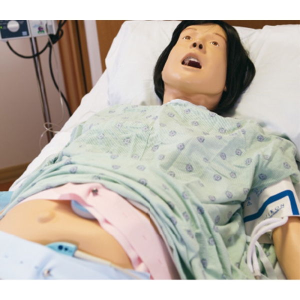 Osnovni simulator poroda mater in novorojenčkov "Lucy"