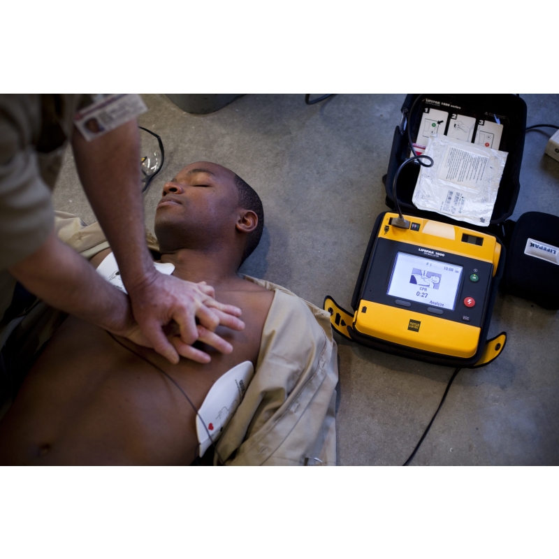  LifePak 1000 z opcijo spremljanja EKG